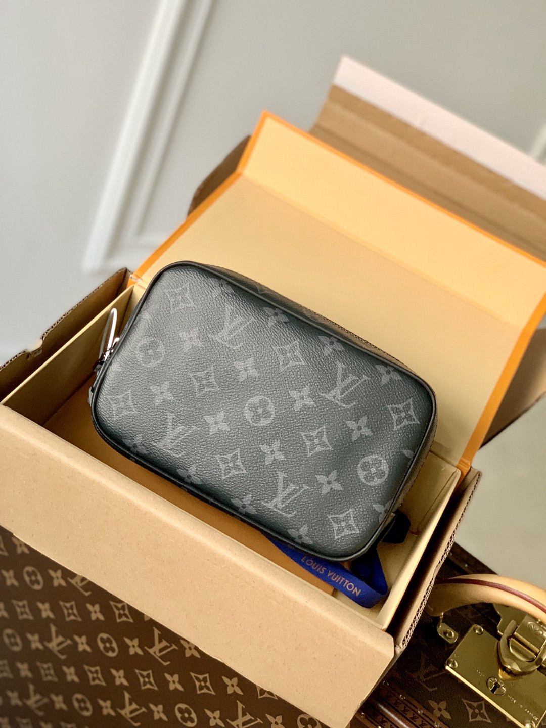 小号！升级版本！M43383 21x6x13.5cm高仿lv手拿包錢包方形包