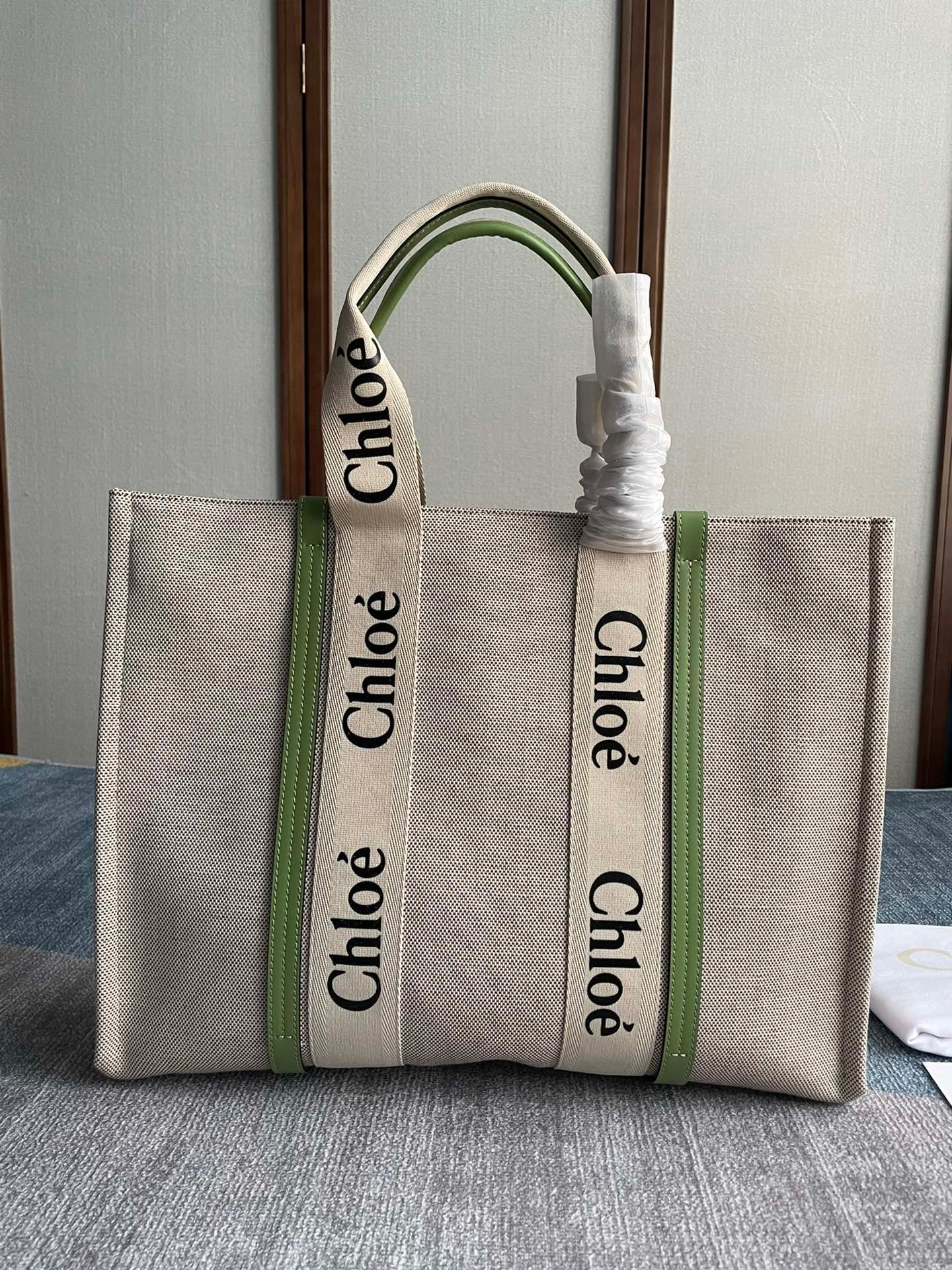 複刻名牌包Chloe蔻依 Chloé標識亞麻帆布 Woody大號托特包 緑