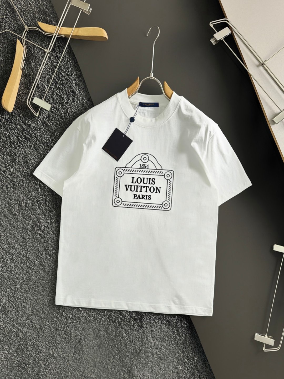 Louis Vuitton一比一高仿衣服純棉短袖T恤2024新品