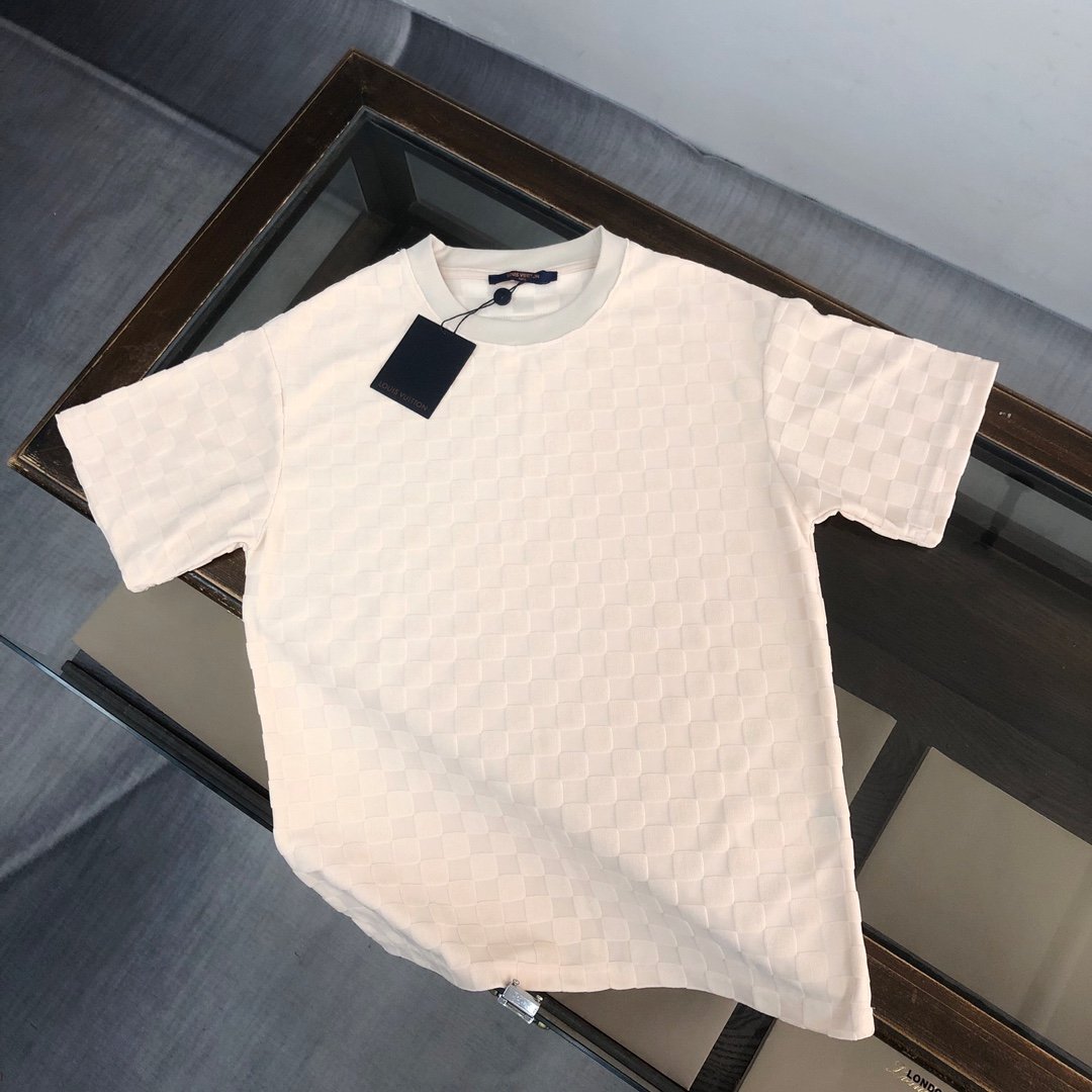 Louis vuitton/LV 高仿精品衣服 圓領短袖T恤 盤棋格設計