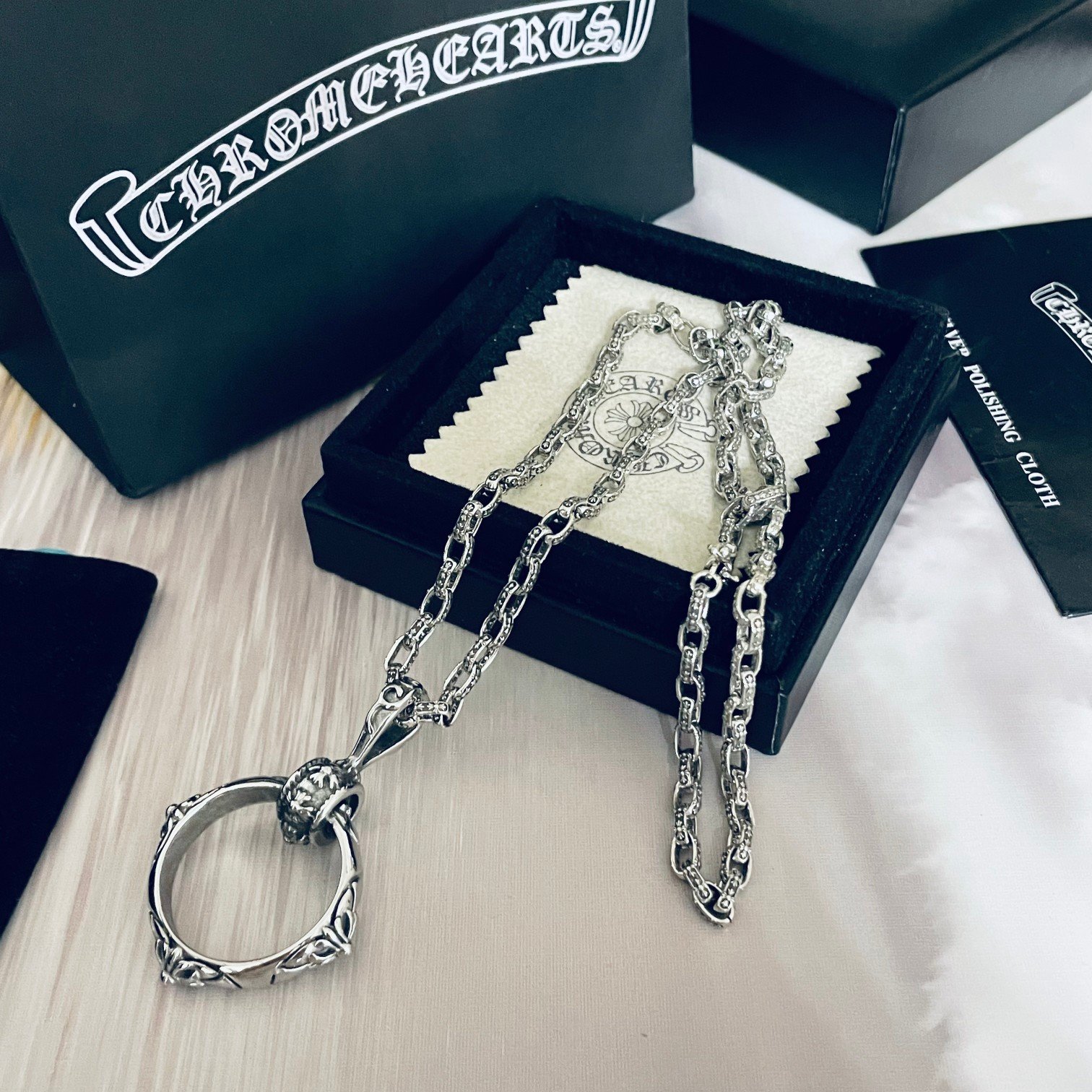 高仿Chrome Hearts克羅心SBT全十字架圖騰戒指吊墜+Paper Chain經典5MM字母項鍊