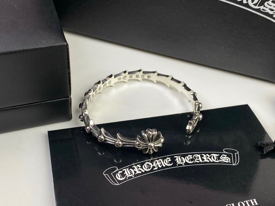 複刻1比1Chrome Hearts克羅心飾品 十字魚尾手鐲