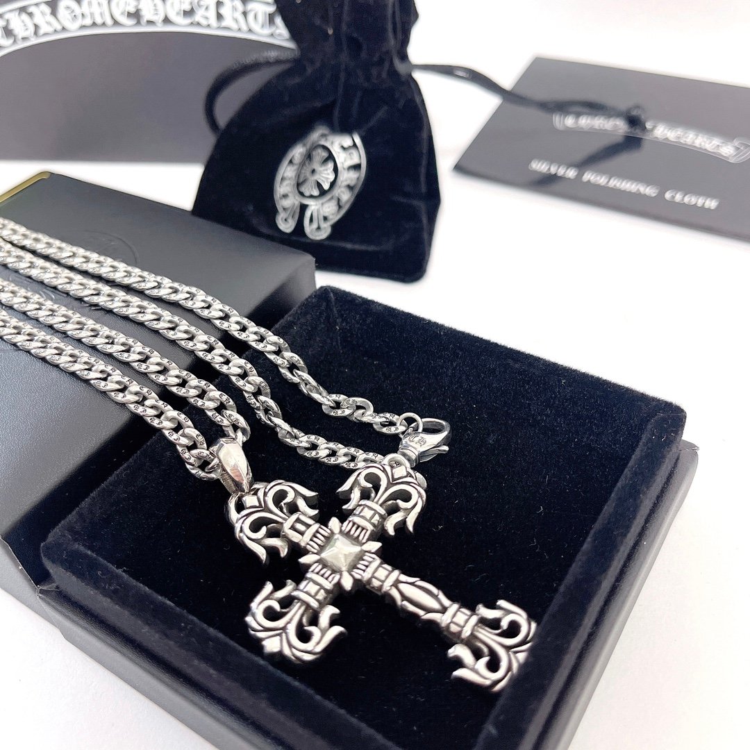 高仿複刻Chrome Hearts克羅心飾品 Filigree火焰十字架中號吊墜項鍊
