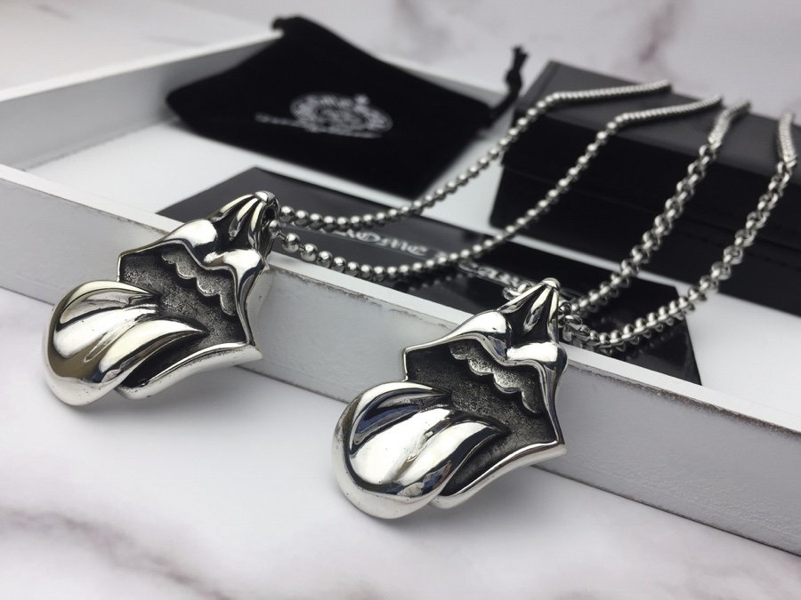 一比一複刻Chrome Hearts克羅心飾品 大號滾石舌頭吊墜項鍊