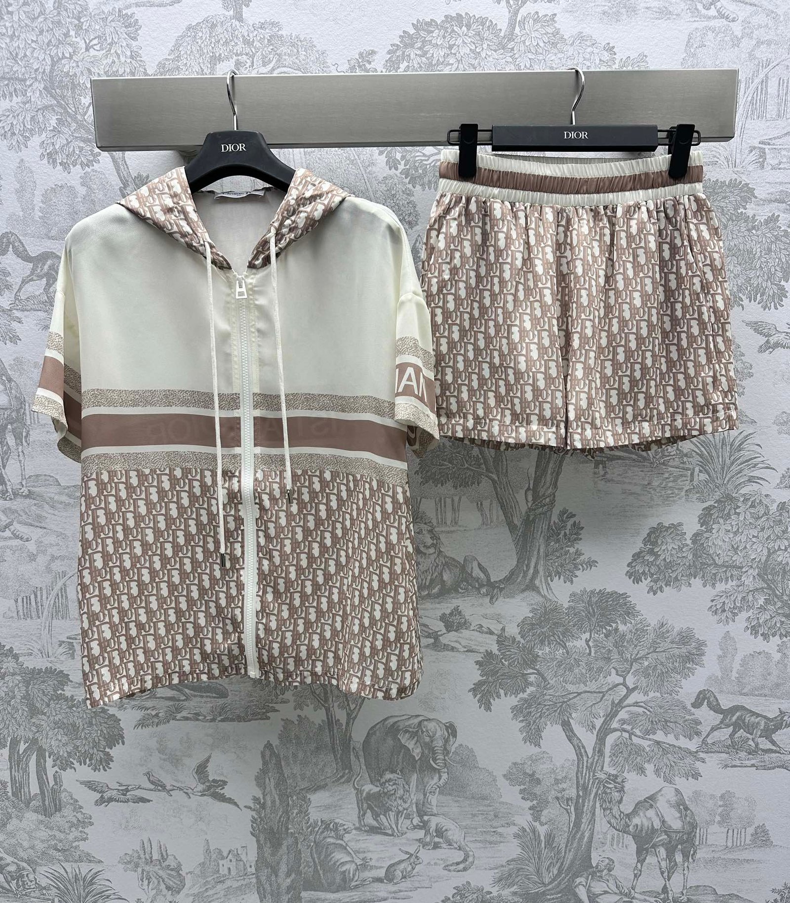 DIOR高仿女裝連帽套裝 夏季防曬服