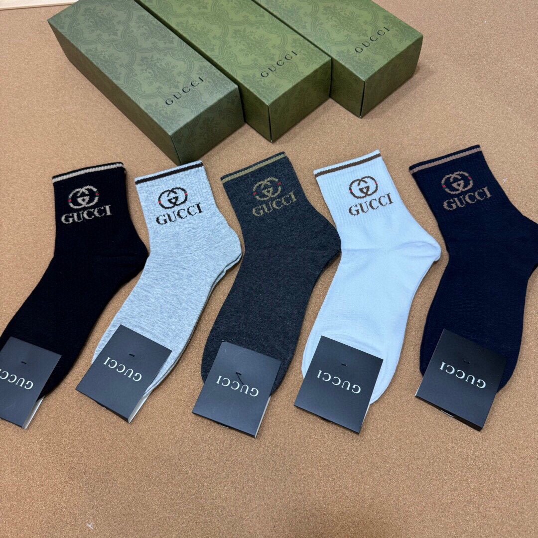 高仿Gucci新品男女可用時尚襪子純棉防臭