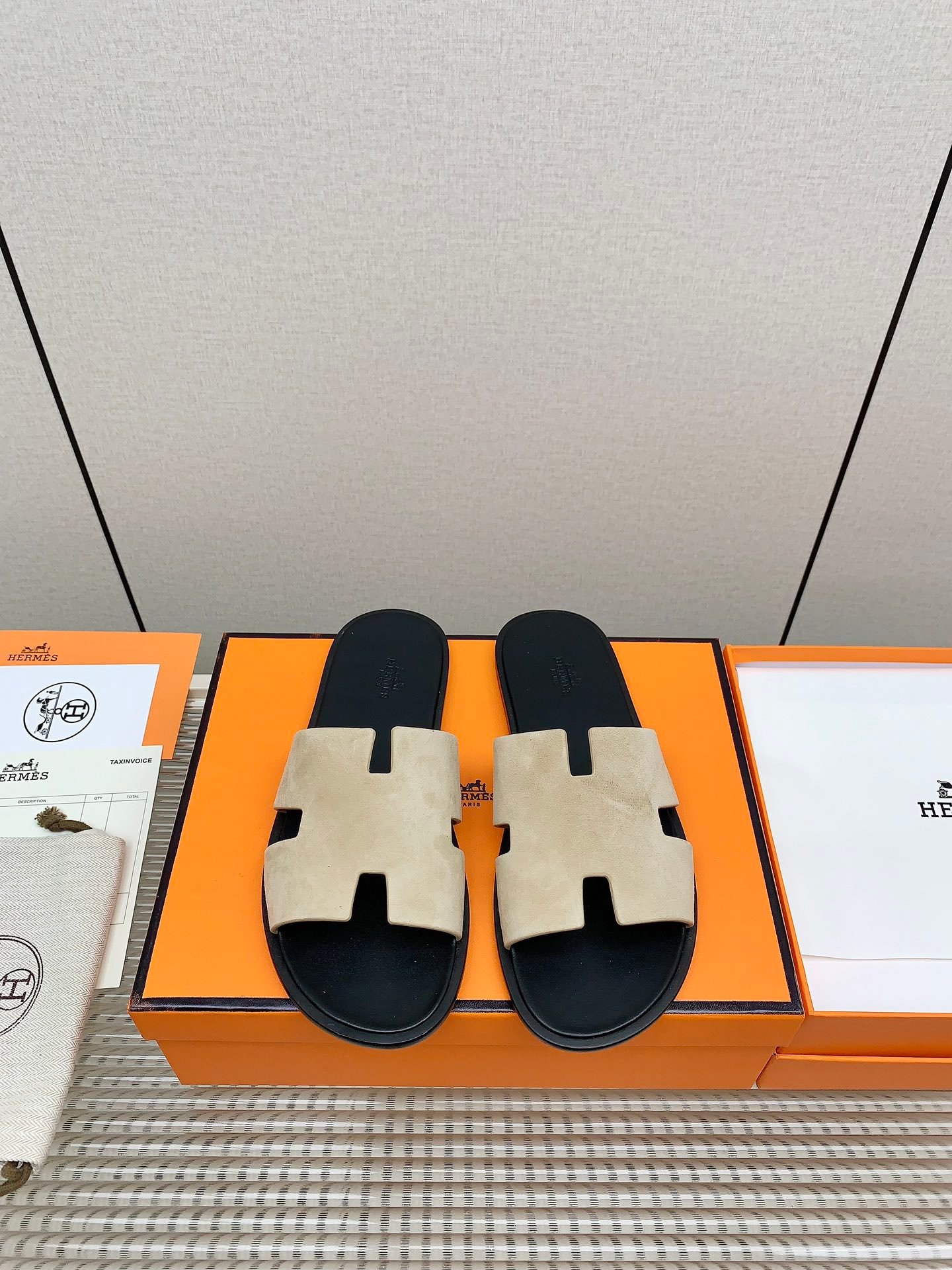 愛馬仕Hermes高仿舅老爺拖鞋好穿經典百搭