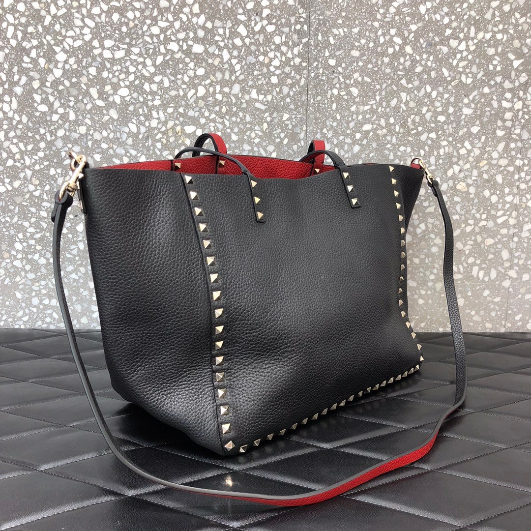 1比1原單VALENTINO華倫天奴包包 ROCKSTUD TOTE BAG雙面購物包 黑-紅