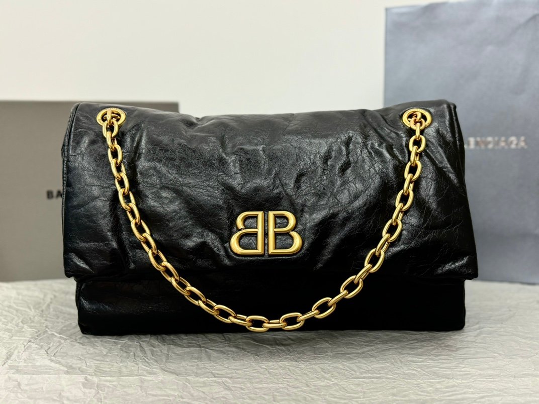 高仿BALENCIAGA巴黎世家 Monaco細紋牛皮革大號鏈帶包 大號油蠟黑金