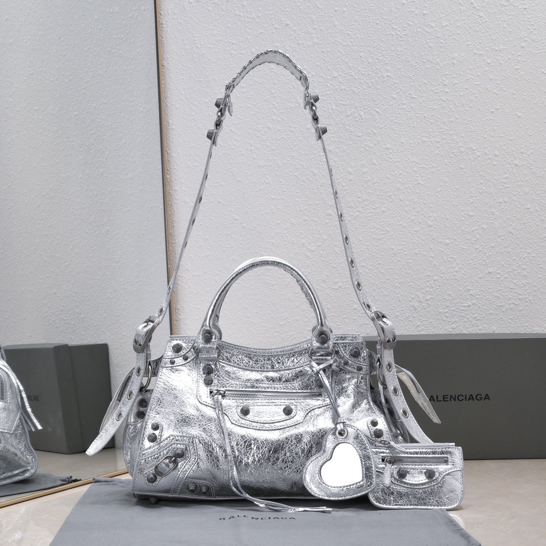 複刻高仿BALENCIAGA巴黎世家 Neo Cagole 細紋牛皮革手提包 中號銀色
