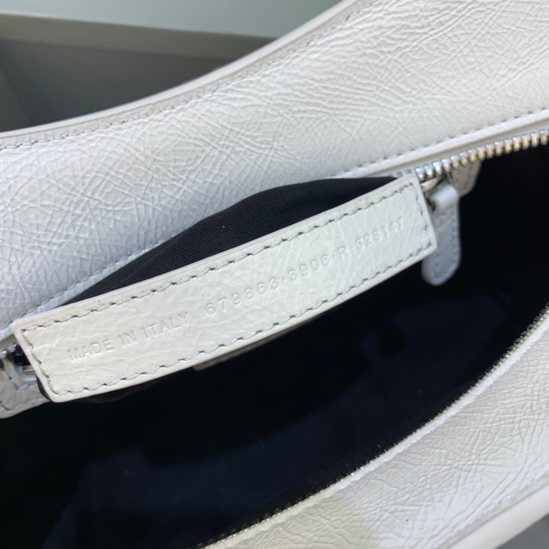 1比1原單BALENCIAGA巴黎世家包包 Neo cagole機車包 油蠟白帶鑽