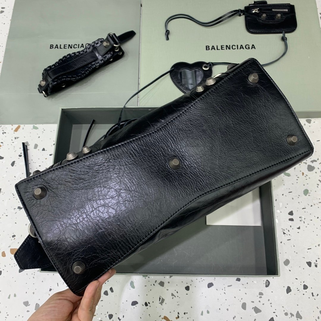 複刻高仿BALENCIAGA巴黎世家包包 Neo cagole機車包 黑色銀扣