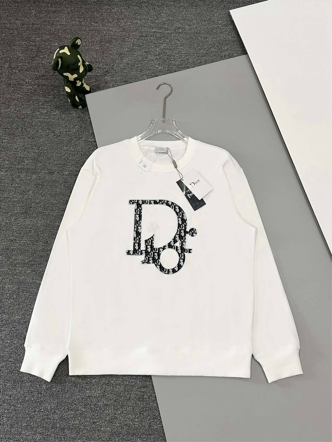 一比一復刻奢侈品DIOR2024秋冬新品純棉毛圈圓領套頭運動衫 白色