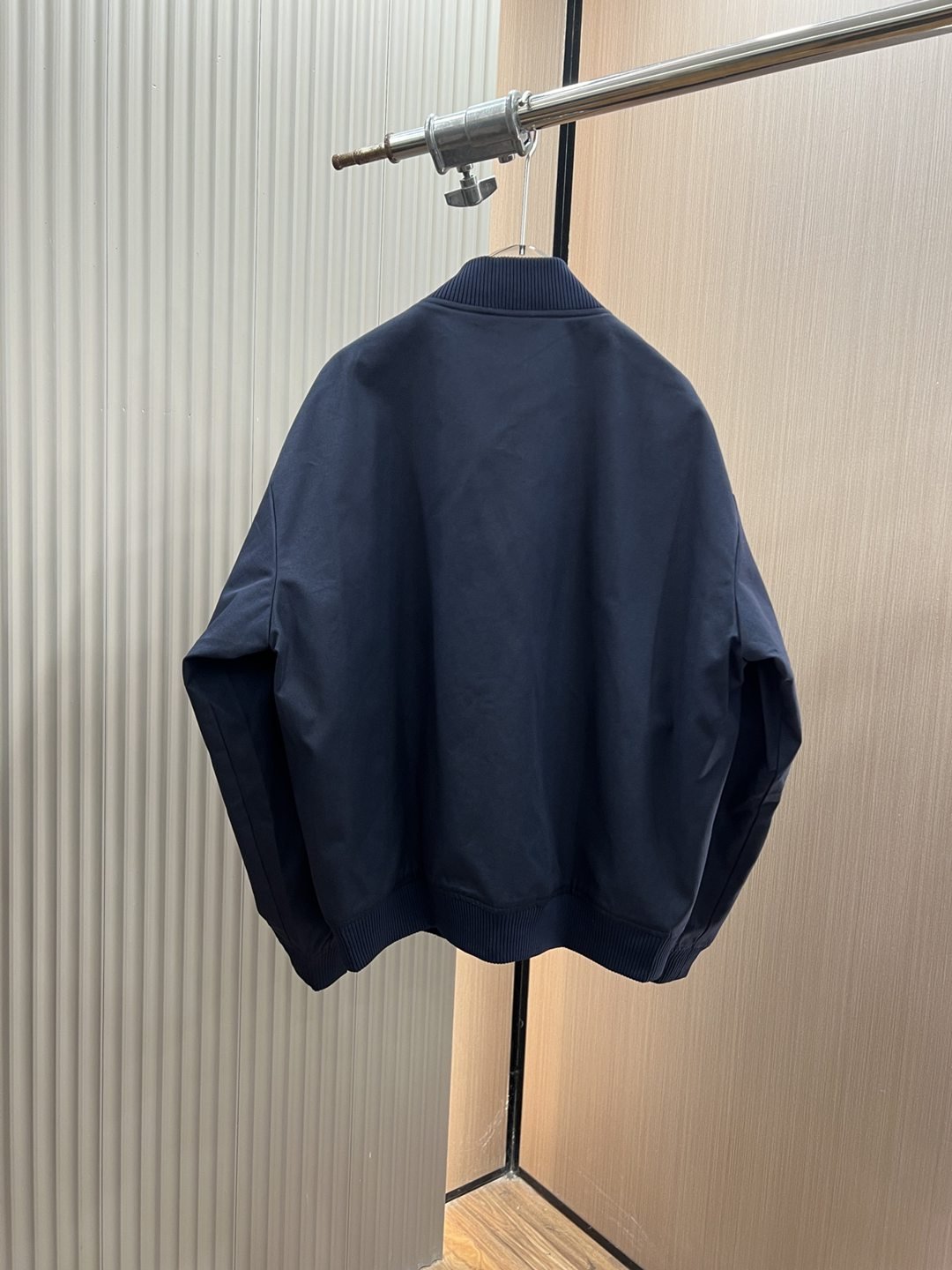 lv頂級高仿路易威登男裝新品夾克外套