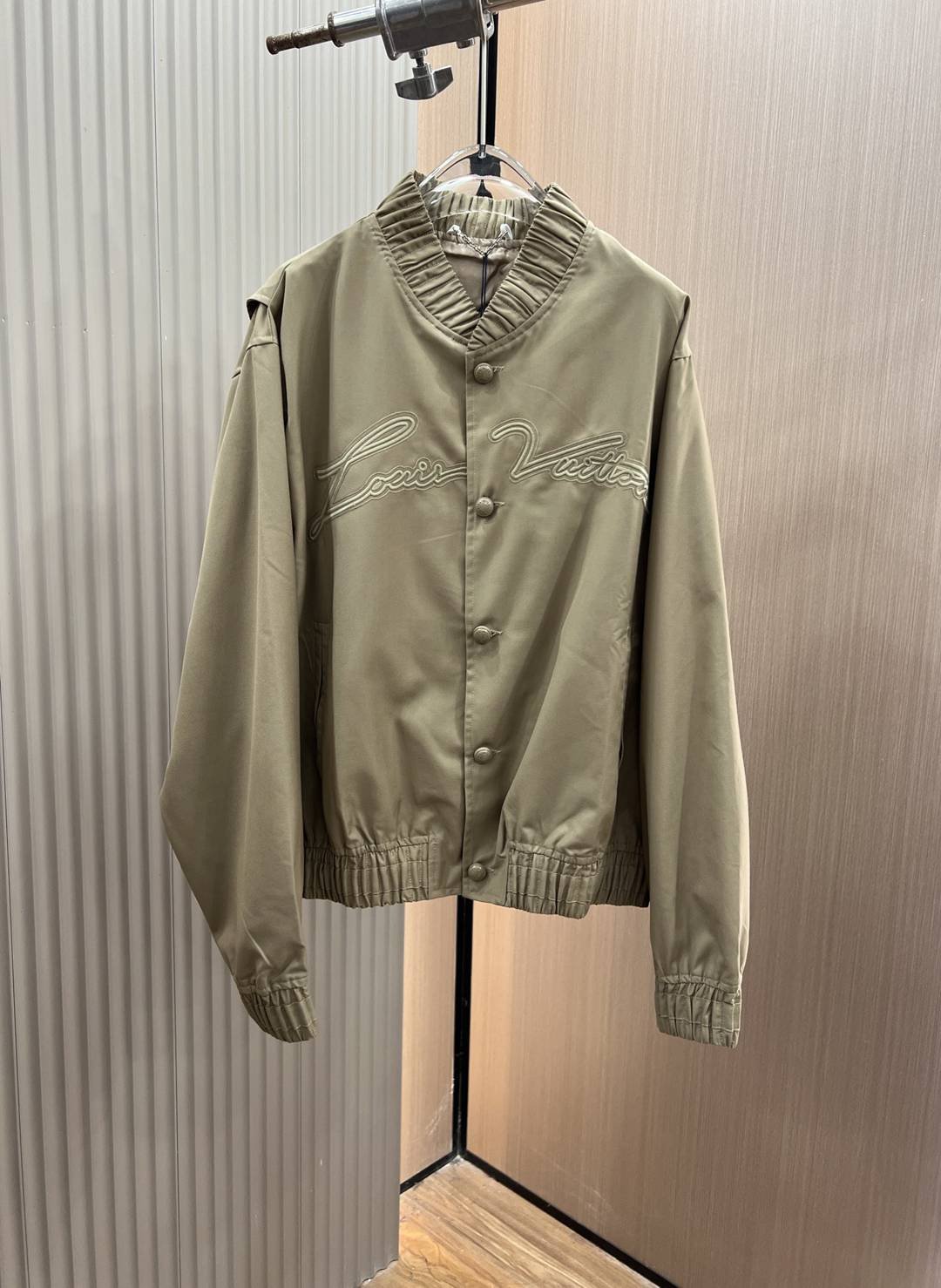 lv頂級原單路易威登新品棒球領夾克外套