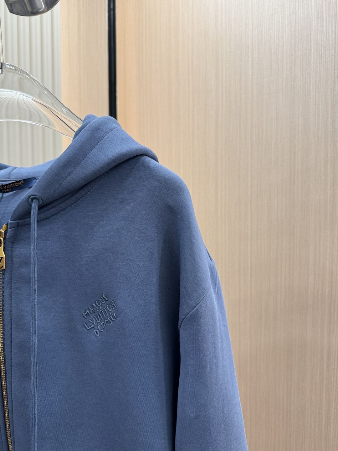 頂級原單路易威登LV秋冬新品高仿刺繡連帽拉鏈衛衣套頭