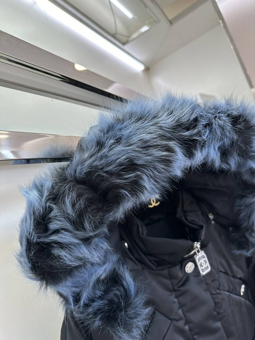 高仿CHANEL精品女裝外套協專櫃同步新品 羽絨服外套黑色