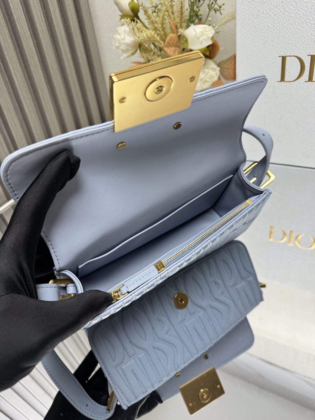 頂級原單復刻DIOR翻蓋一比一復刻錢包單肩包女士包包