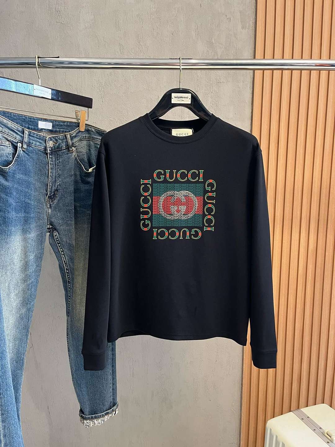 頂級精仿A貨Gucci2025年秋冬新品長袖T恤打底衫運動衫
