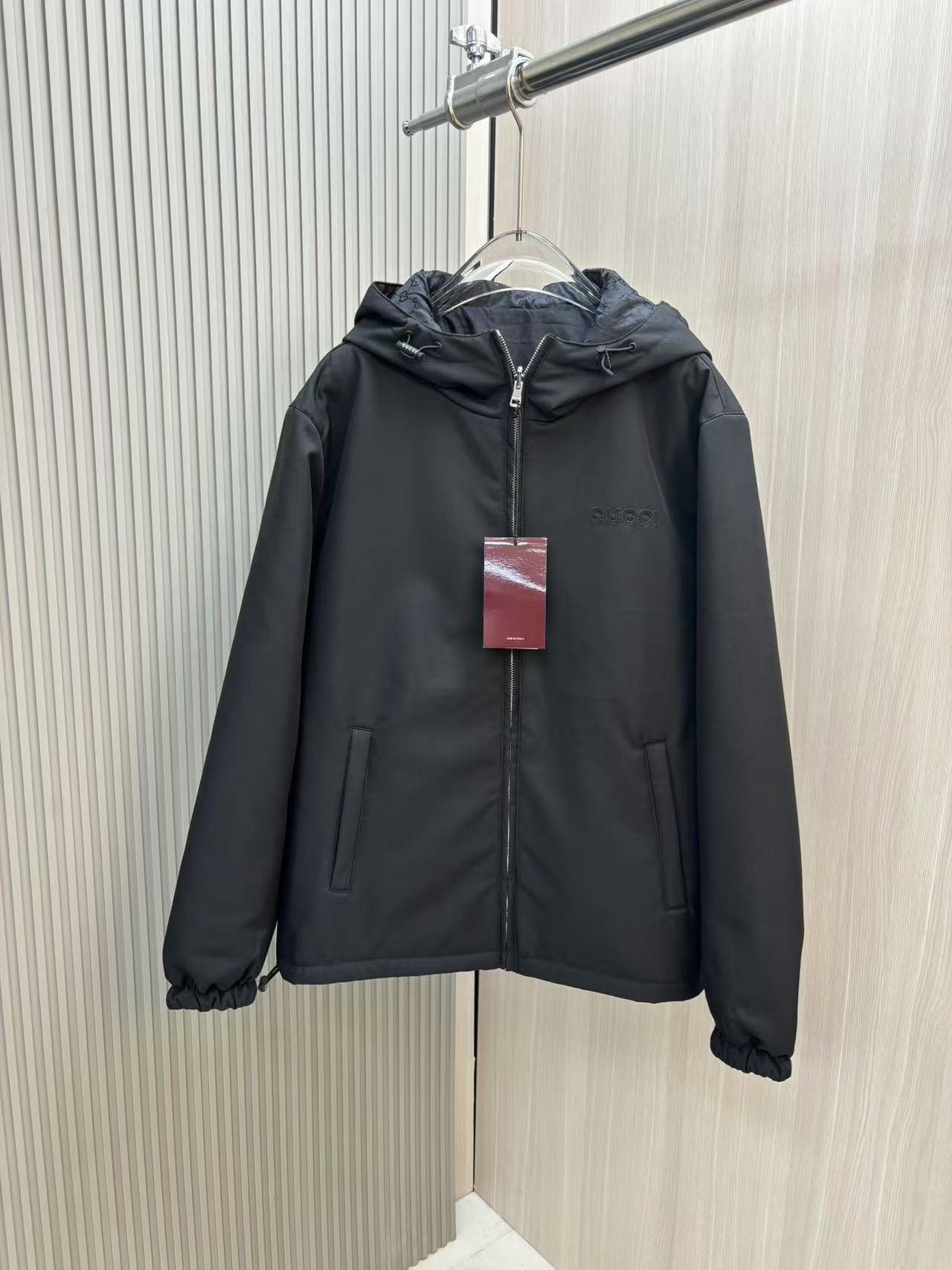 秋冬新品雙面尼龍材質Gucci高仿一比一夾克外套 黑色  連帽