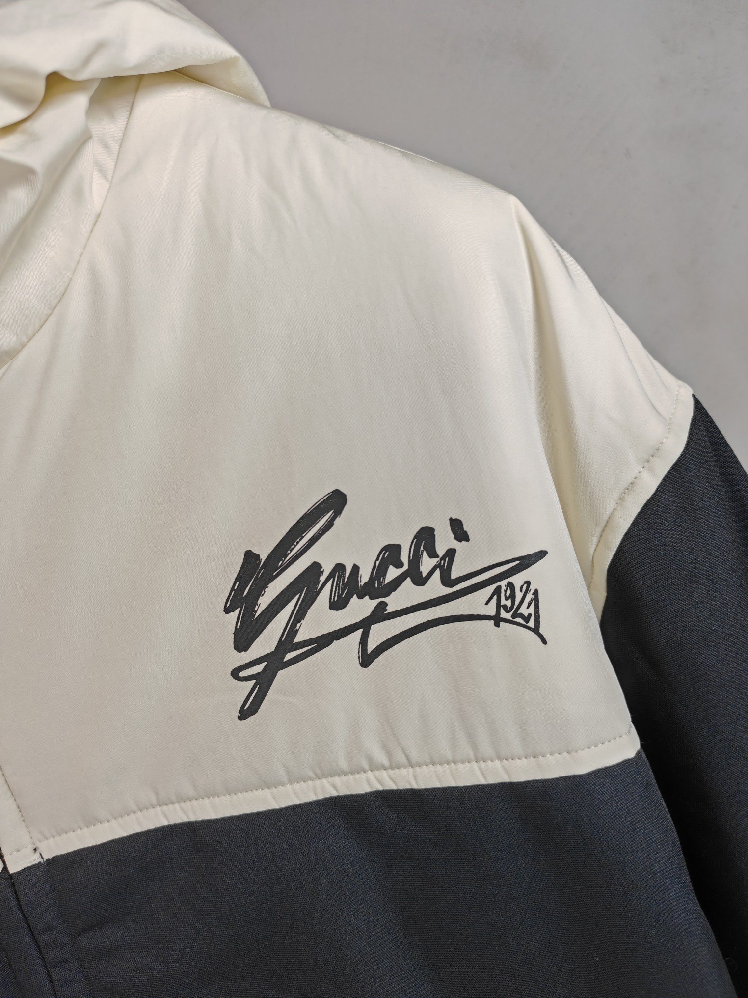 Gucci頂級原單簡約拼色棉服外套高仿衣服