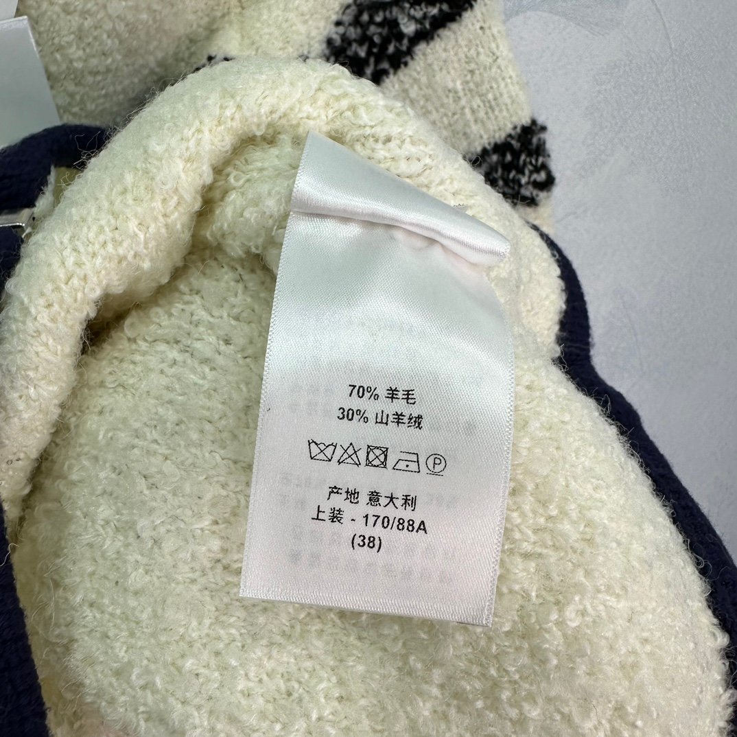 dior原單女裝羊絨連帽拉鏈設計搞品質外套