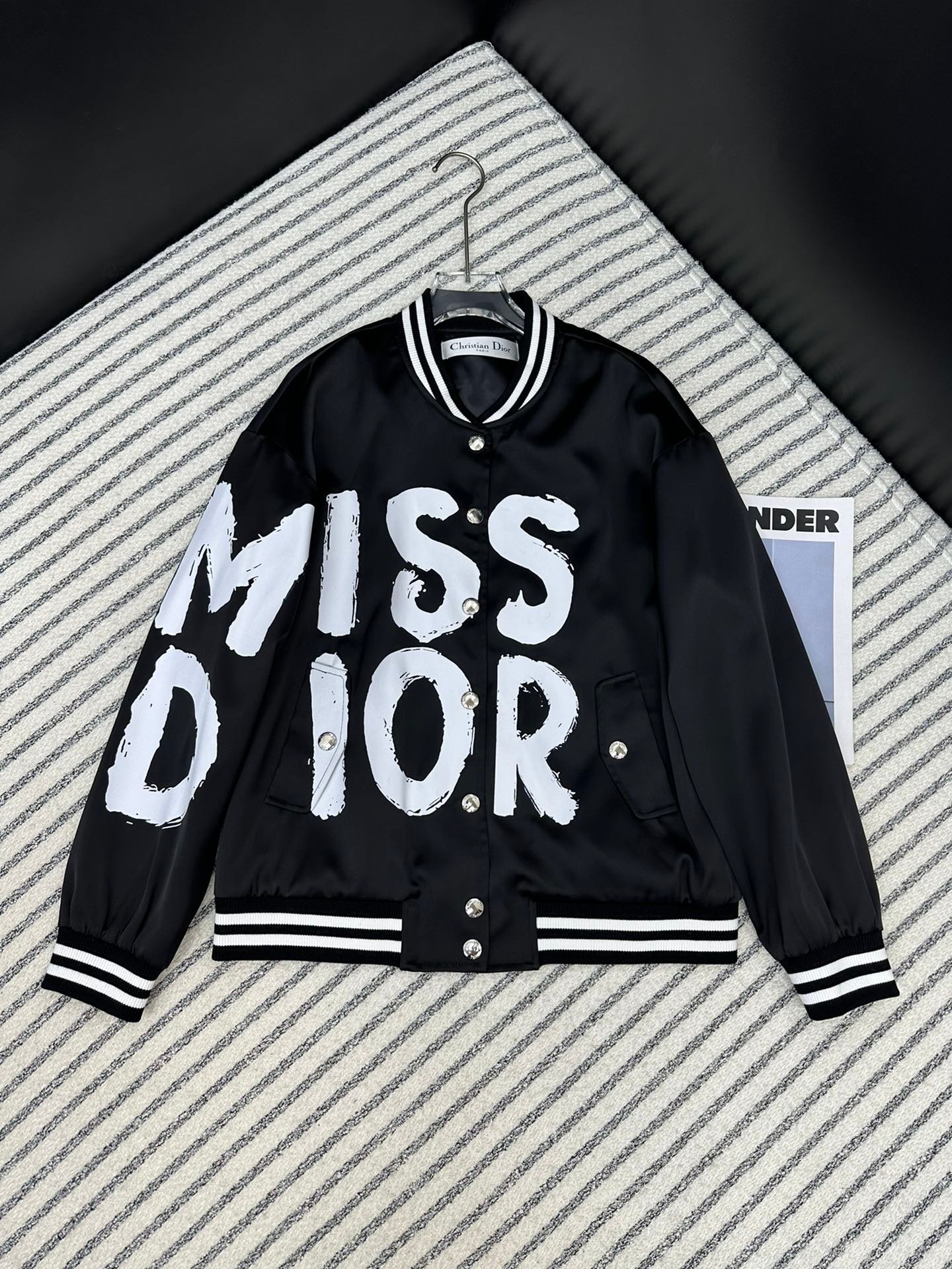 頂級原單奢侈品DIOR迪奧棒球領夾克外套 新品女裝衣服