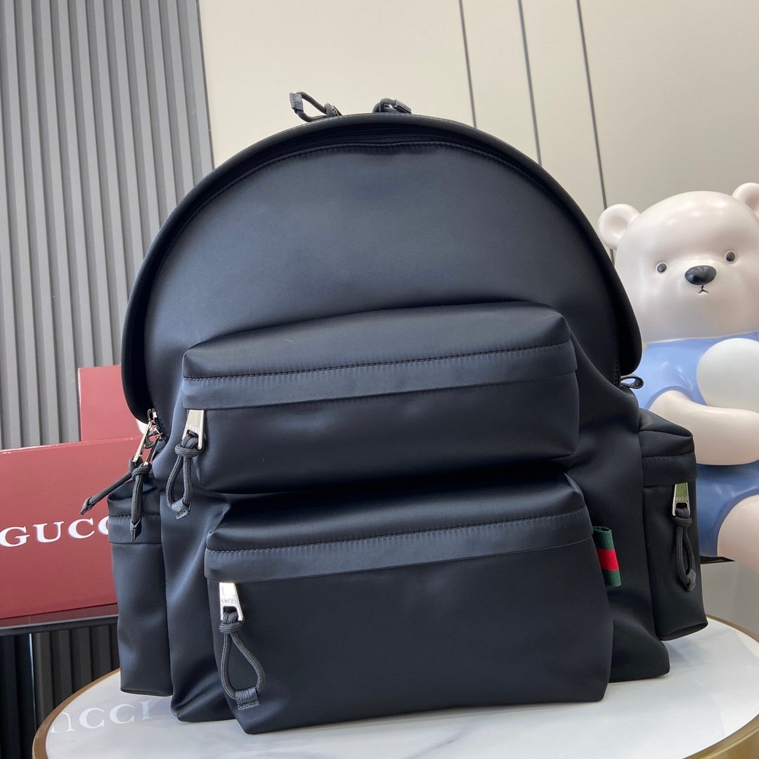 高仿包包GUCCI古馳黑色大號背包雙肩包800182