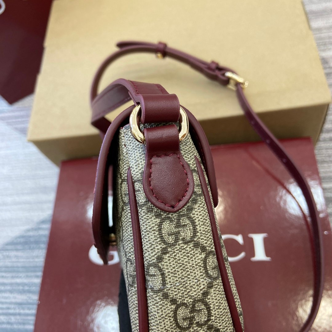 高仿網站GUCCI古馳GGOphidia系列斜挎包818764