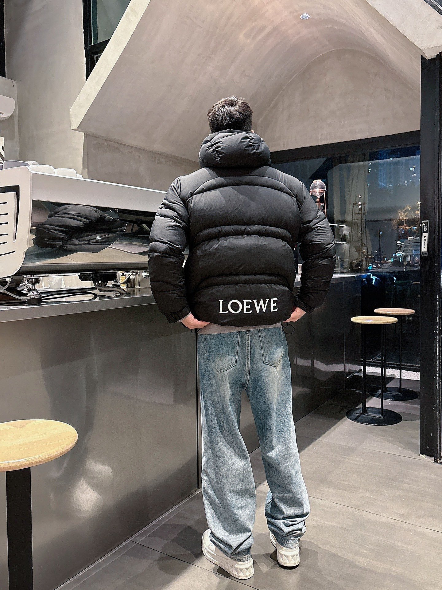 高仿精品Loewe羅意威秋冬男士羽絨外套