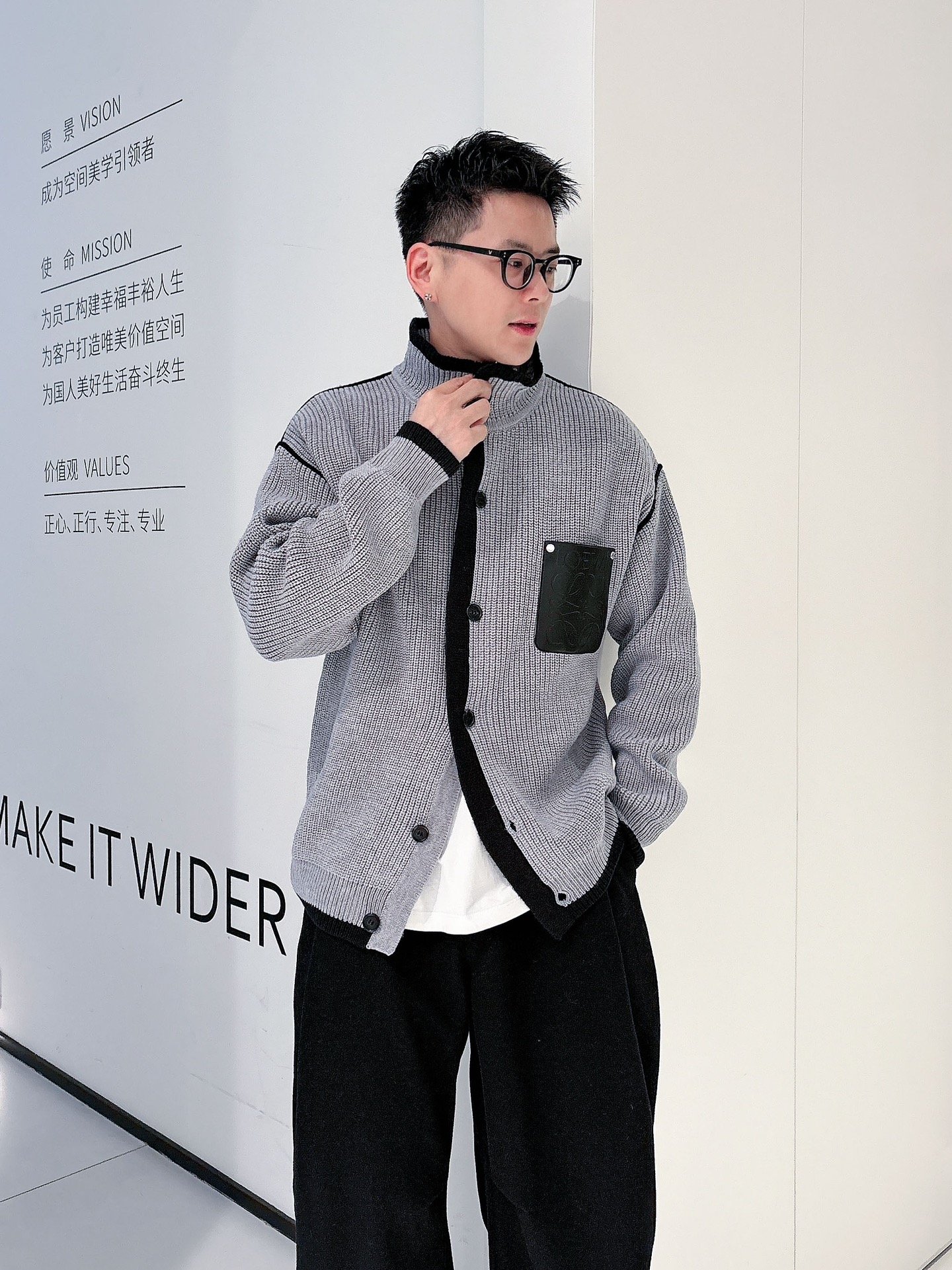 高仿精品Loewe羅意威秋冬男士毛衣外套