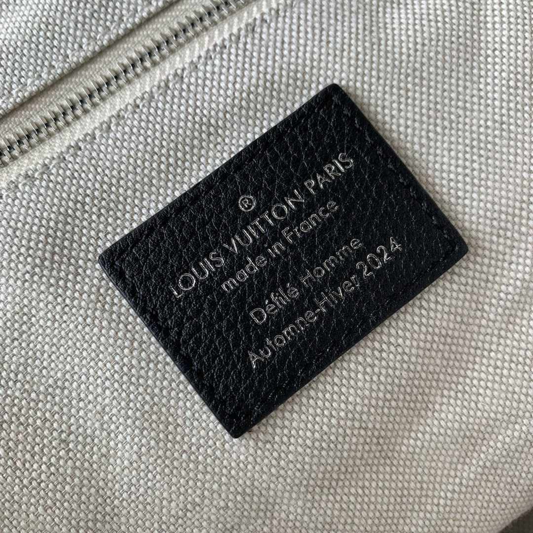 頂級A貨一比一復刻路易威登原單LV男裝M11607單肩包手提包