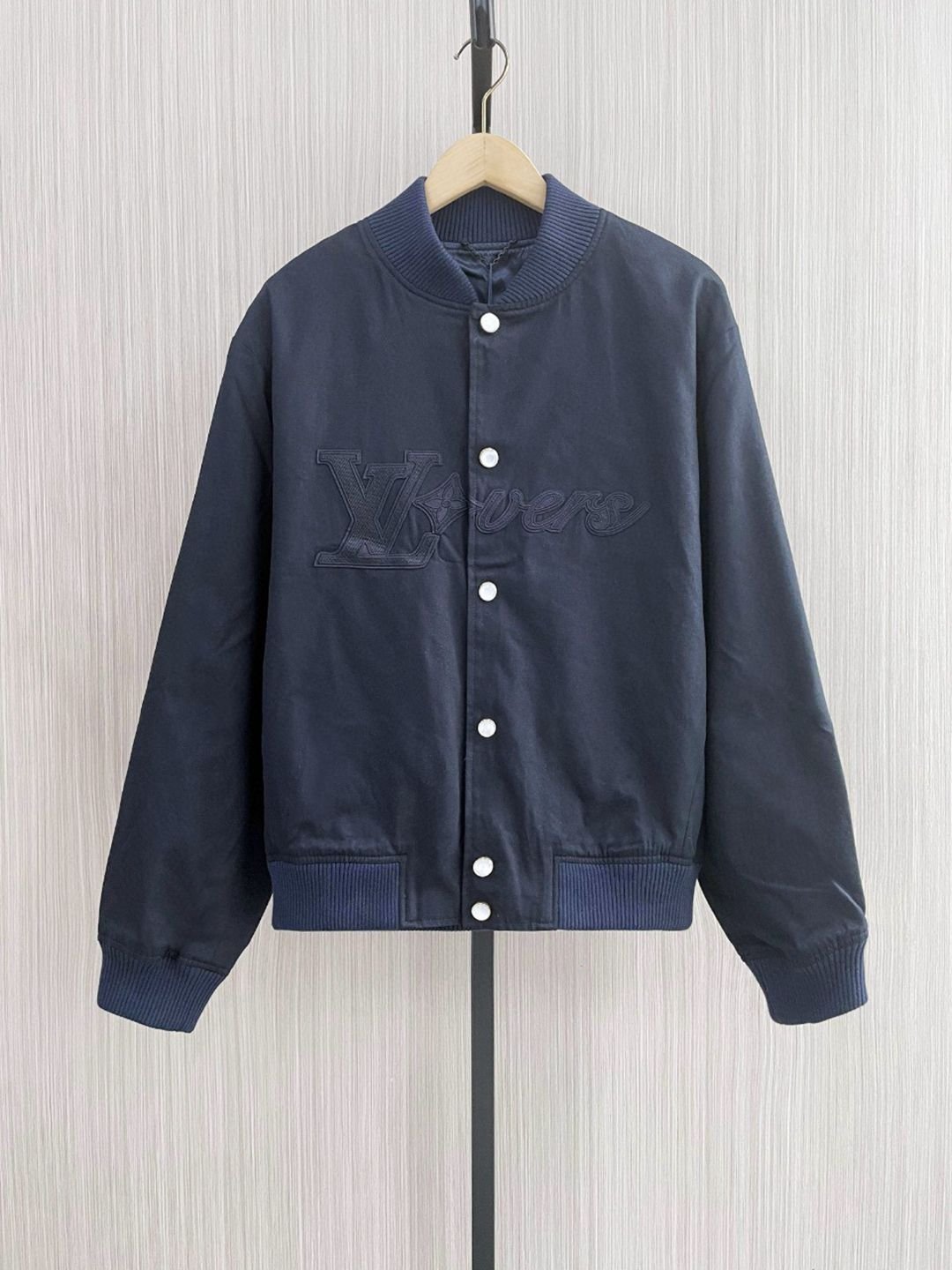 超A貨lv路易威登一比一奢侈品高仿原單衣服時尚外套