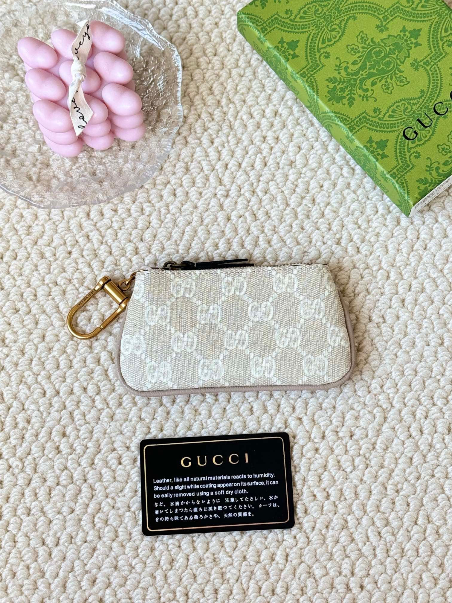 高仿錢包GUCCI古驰新款零錢包杏色671722