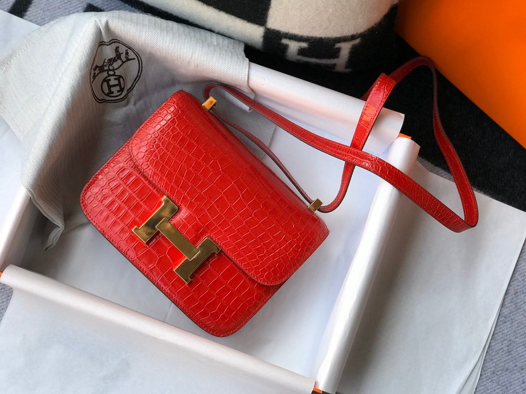 高仿包包Hermes愛馬仕新款大紅色Constance仿真鱷魚皮包包18Cm23Cm