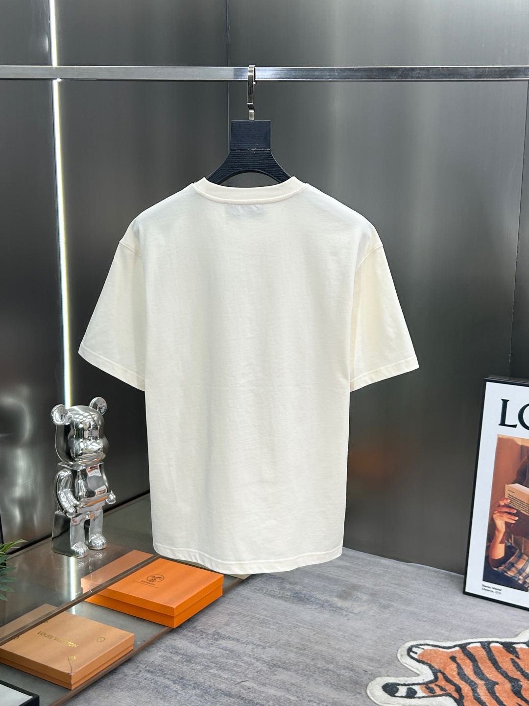 1:1Loewe羅意威2025春夏最新款白色短袖圓領T恤