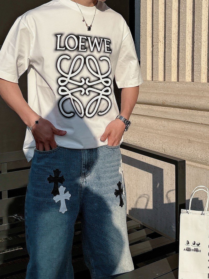 高仿衣服Loewe羅意威時尚白色短袖圓領T恤男女同款