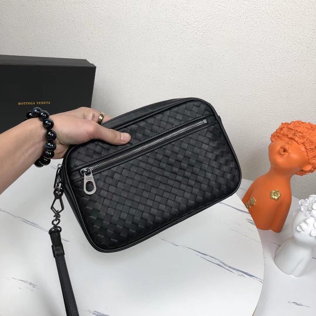 高仿奢飾品BV寶緹嘉新款牛皮編織手領包6685