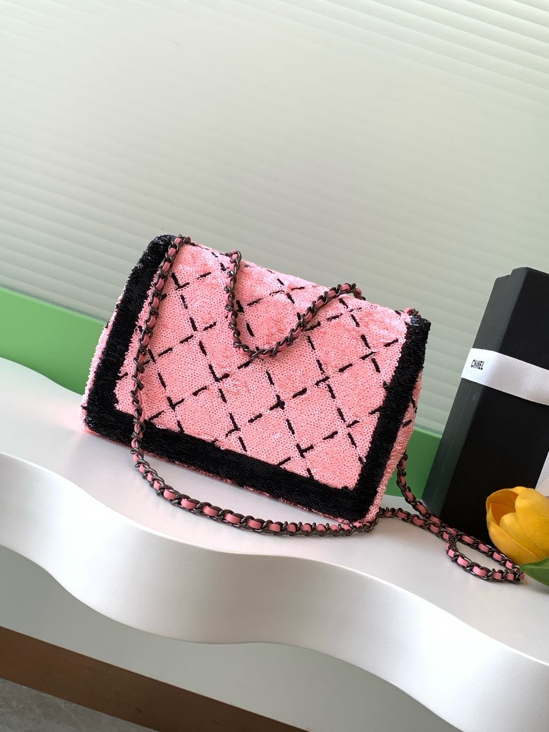 頂級chanel香奈兒新款白色珠光片小挎包AS4561