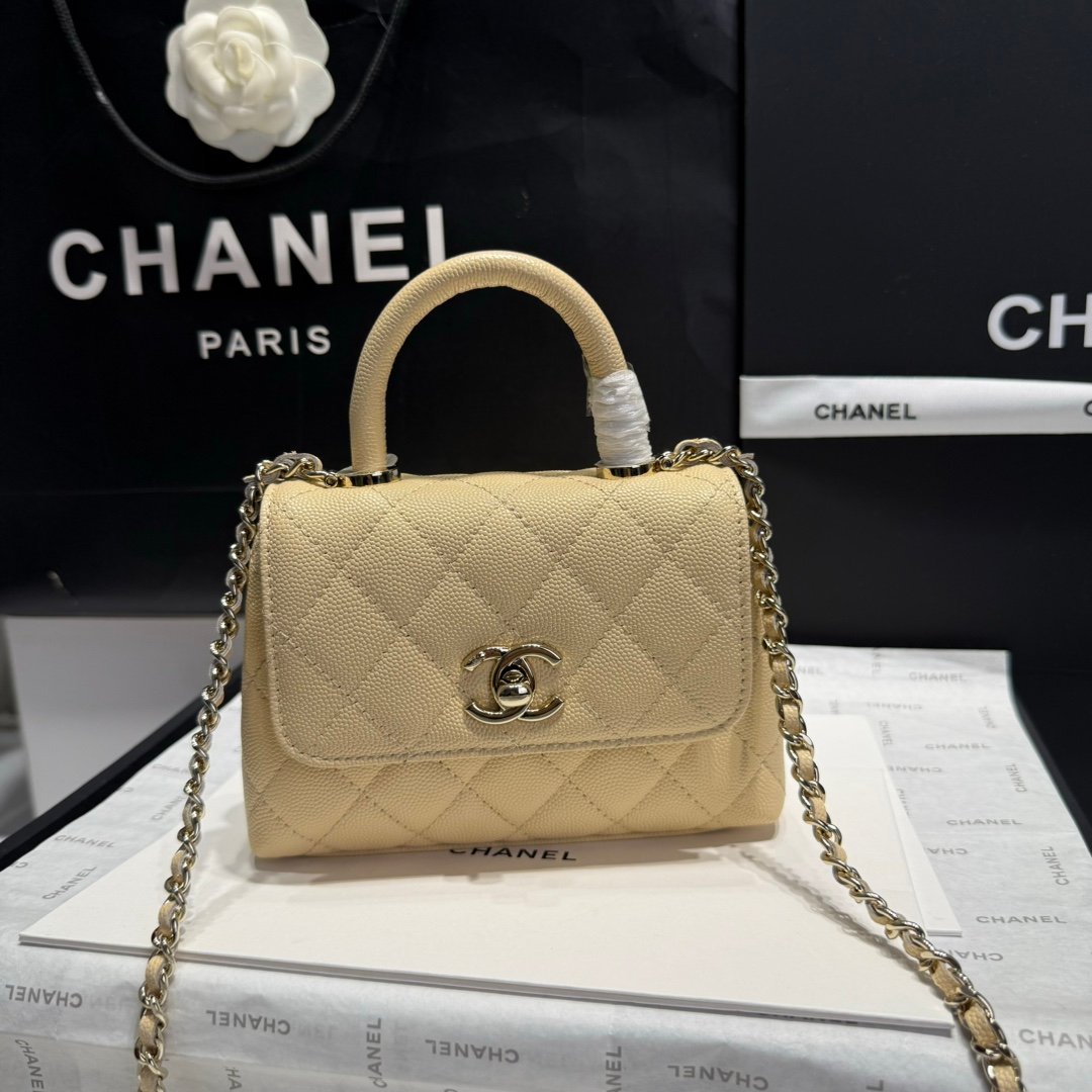 A貨Chanel香奈兒淡黃色mini coco handle nano魚子醬皮紋手提挎包