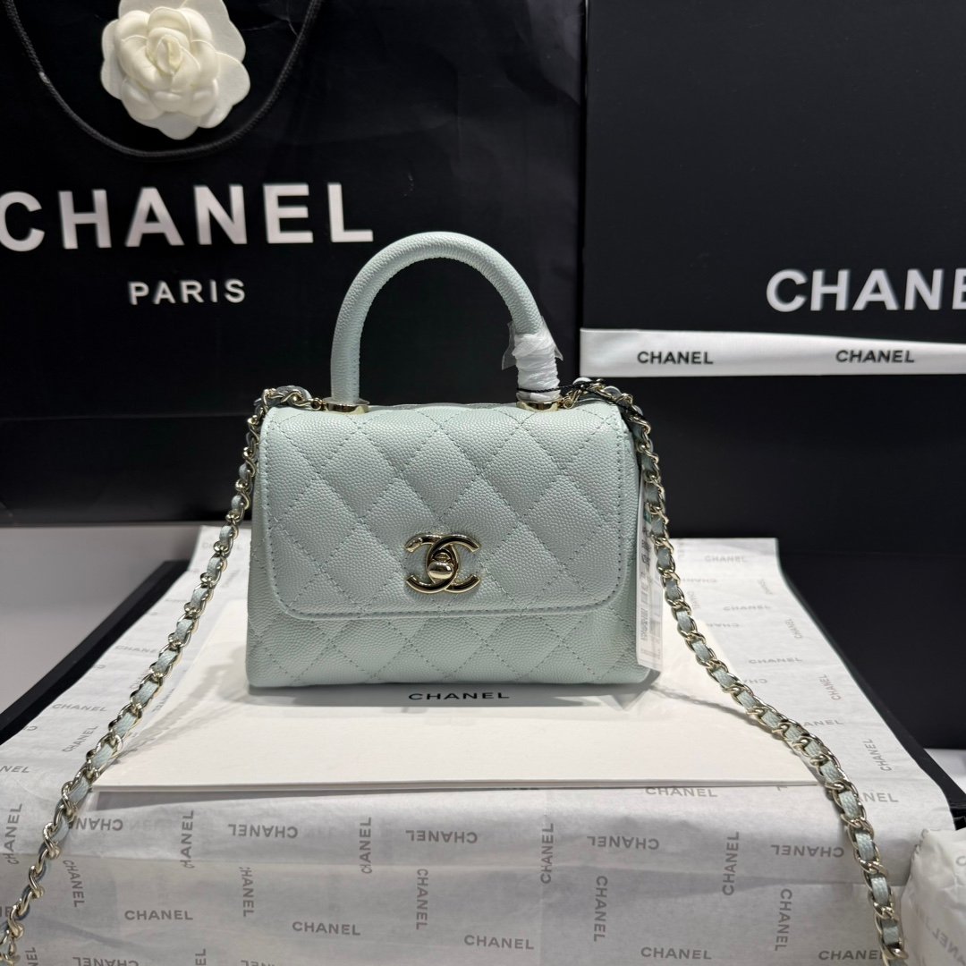 頂級Chanel香奈兒淺藍色mini coco handle nano魚子醬皮紋女士手提袋單肩包