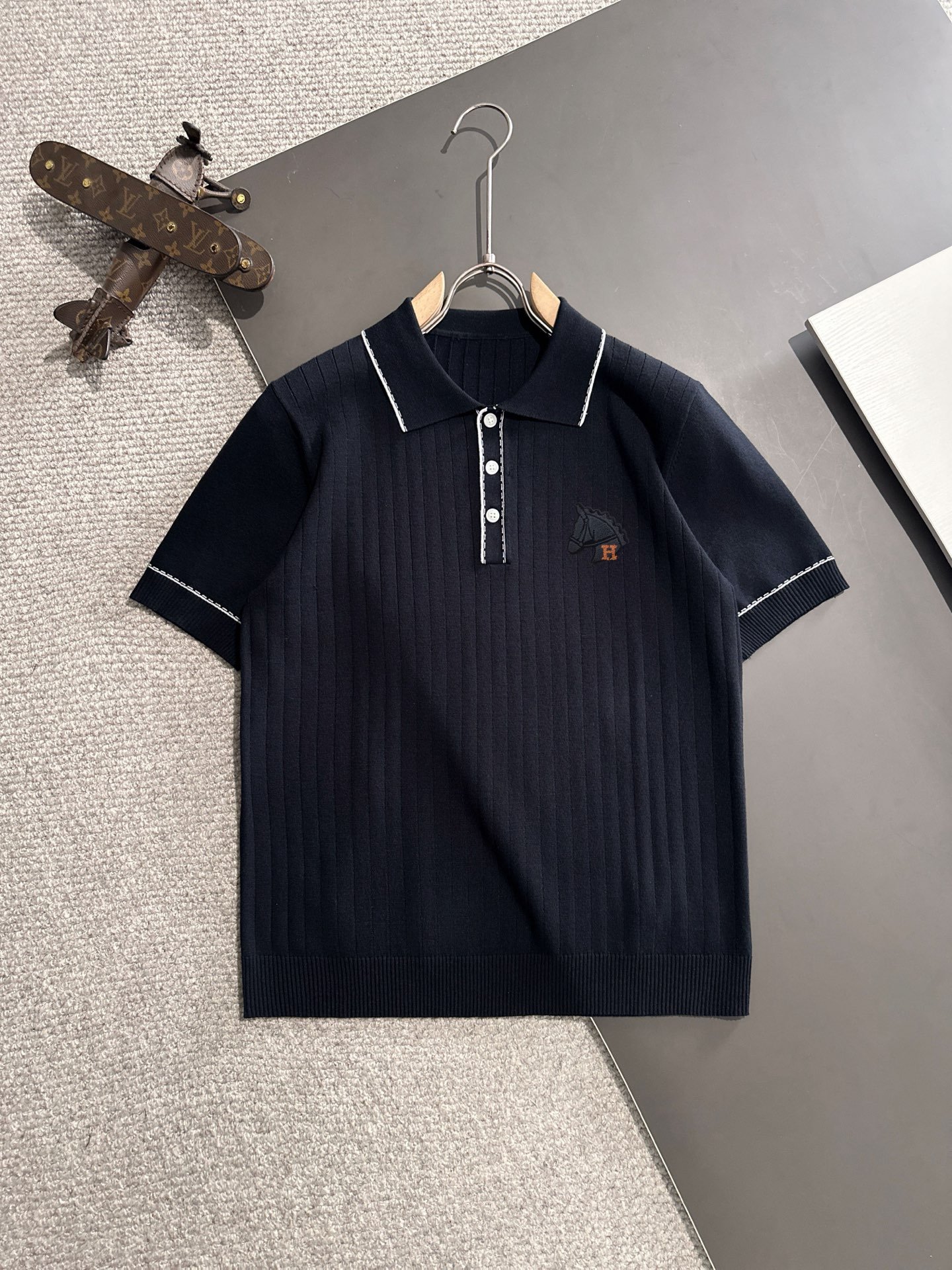頂級Hermes愛馬仕新款黑色翻領POLO衫