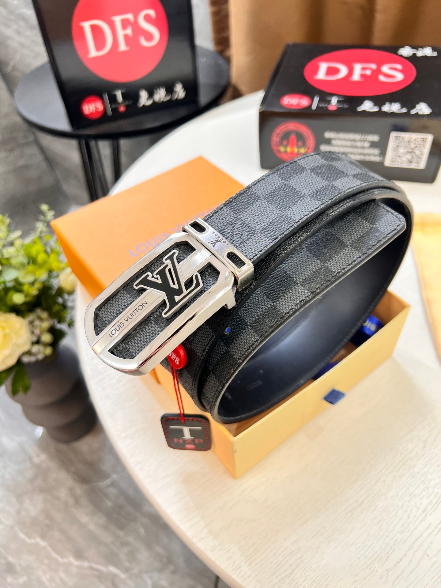 高仿精品LV新款ZP同步棋盤格男士皮帶3.8CM