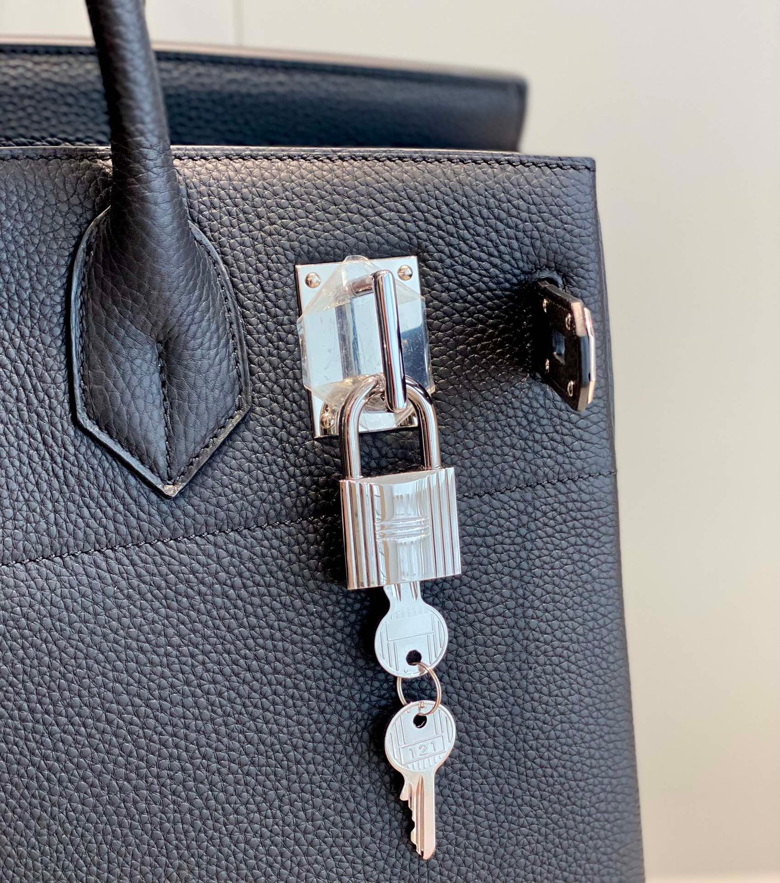 高仿包包Hermes愛馬仕新款Birkin HAC 38CM黑色銀扣手提包