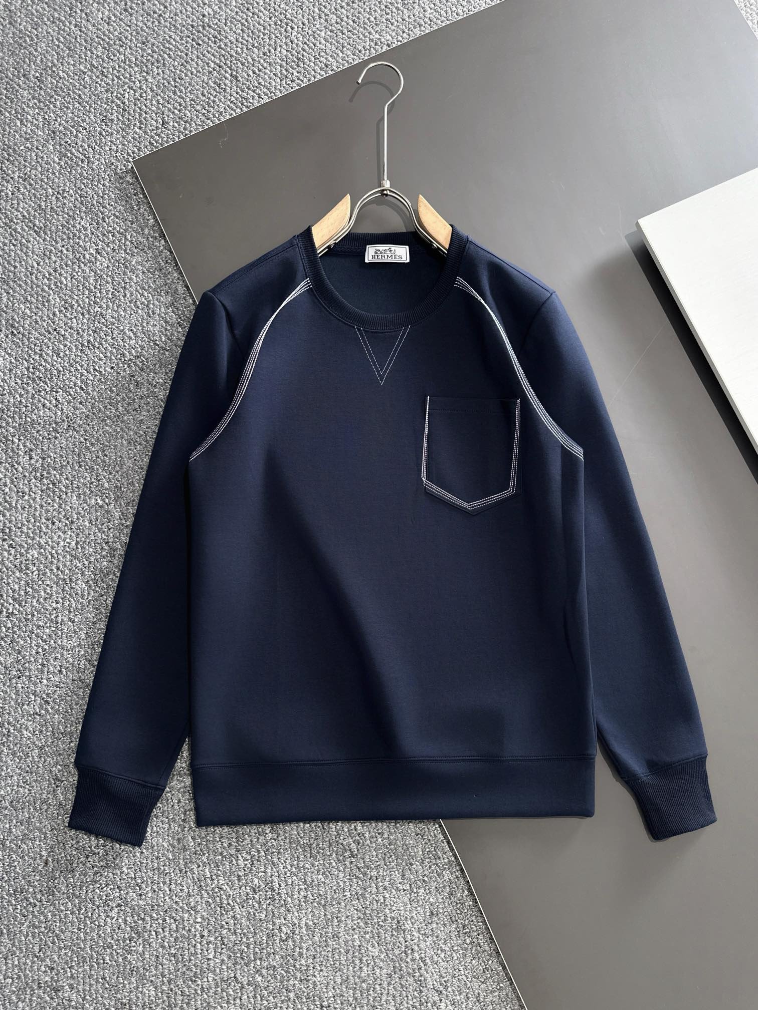 高仿衣服愛馬仕Hermes百搭時尚運動衛衣