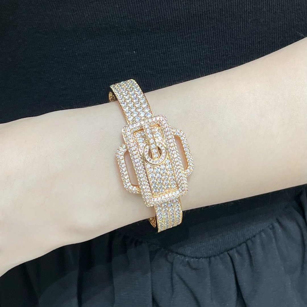 高仿愛馬仕Hermes新款滿鑽扣手鐲