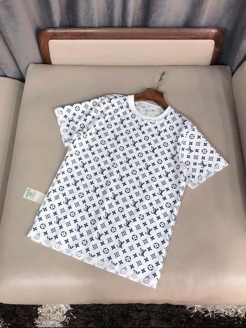 頂級復刻衣服 | 高端品質，完美復刻奢侈時尚