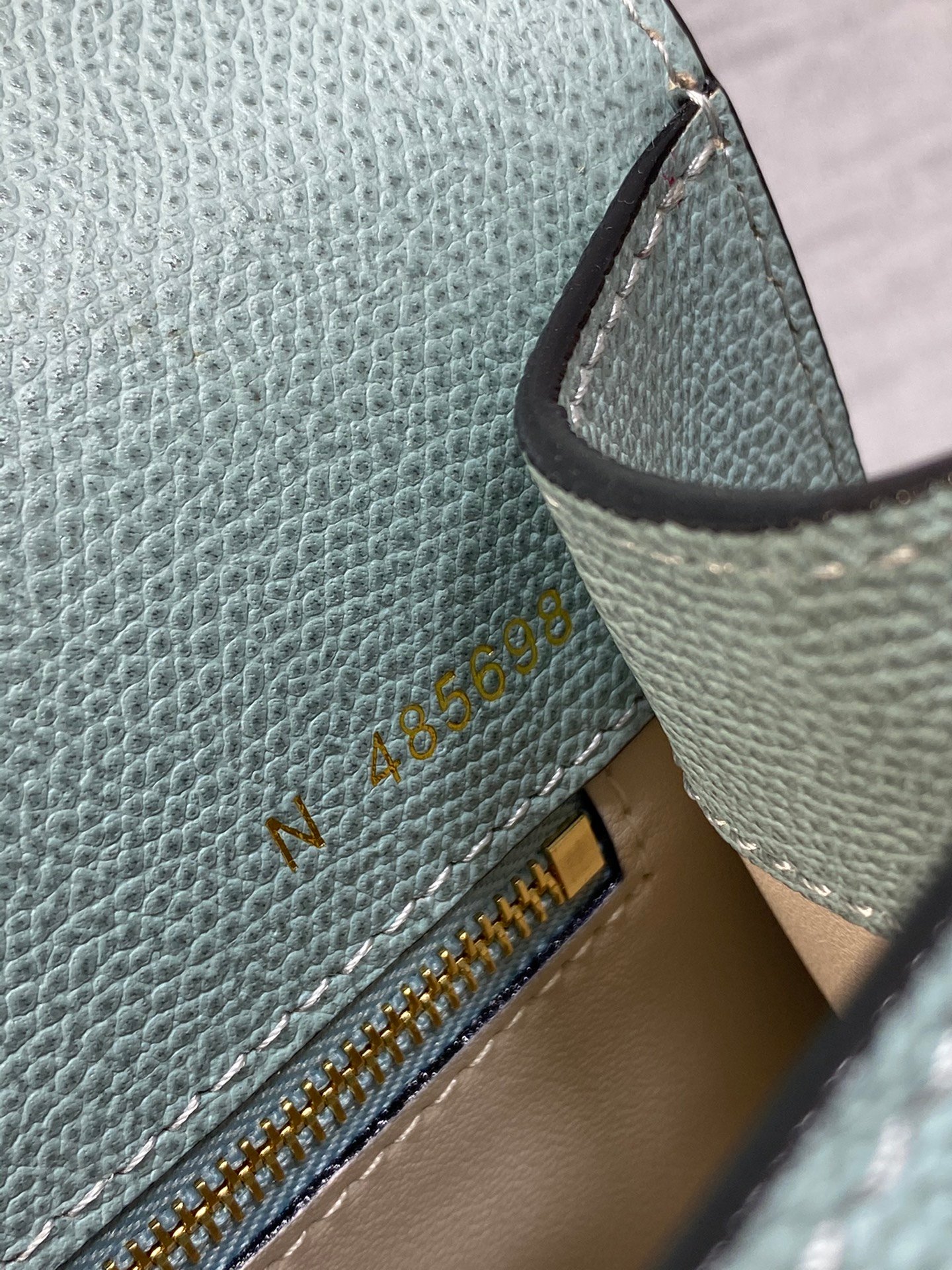 複刻高仿𝐕𝐚𝐥𝐞𝐗𝐭𝐫𝐚包包 Iside Top handle medium bag 手提包單肩包 霧霾藍