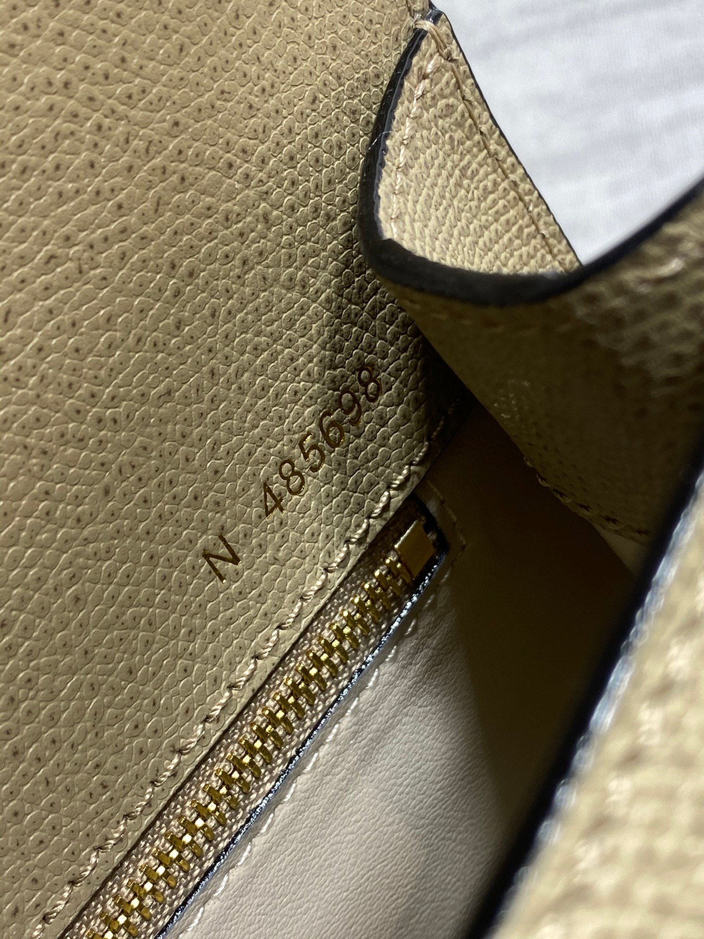 複刻高仿𝐕𝐚𝐥𝐞𝐗𝐭𝐫𝐚包包 Iside Top handle medium bag 手提包單肩包 大象灰