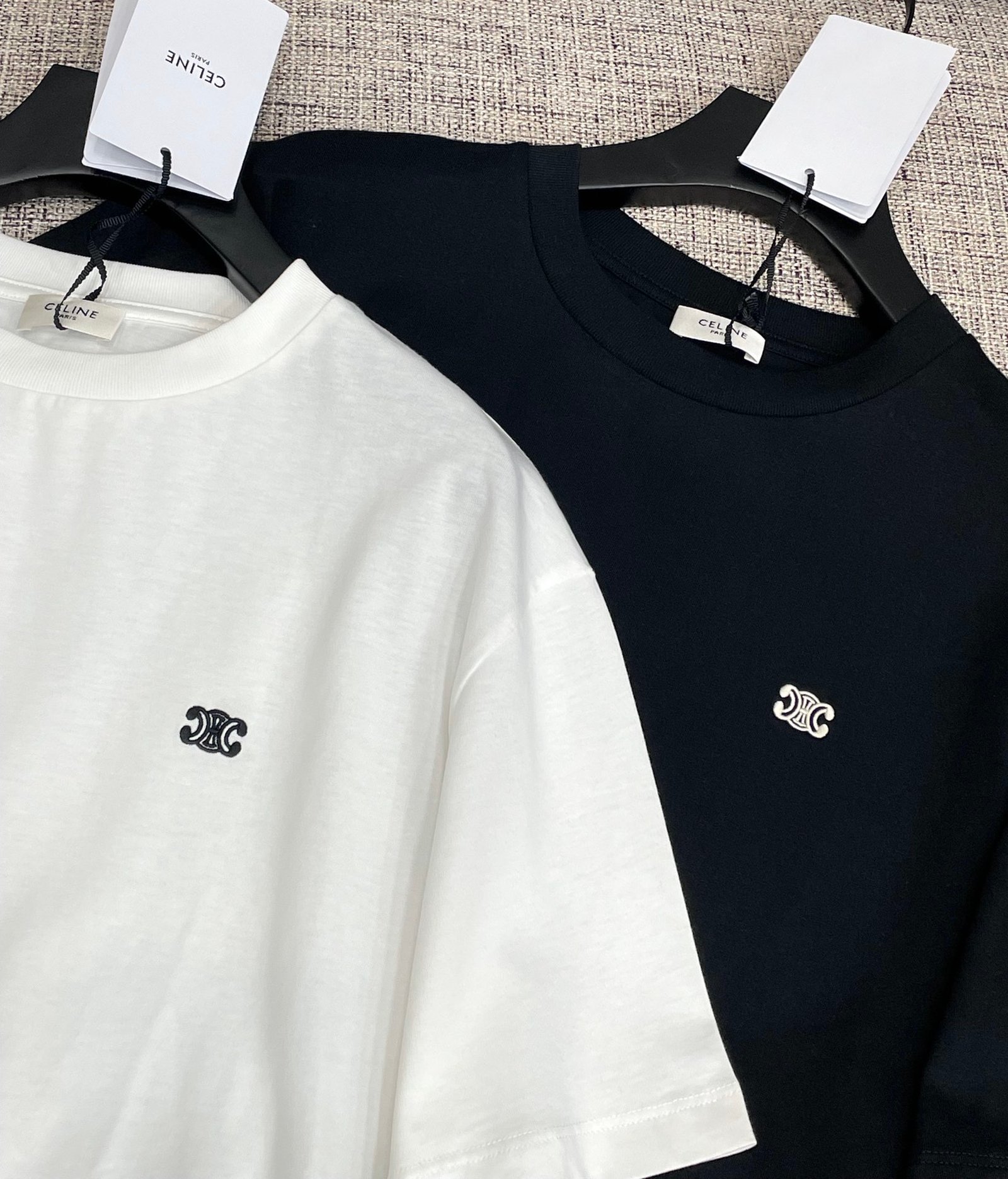 高仿Celine賽琳經典款凱旋門Logo小標刺繡短袖Tee